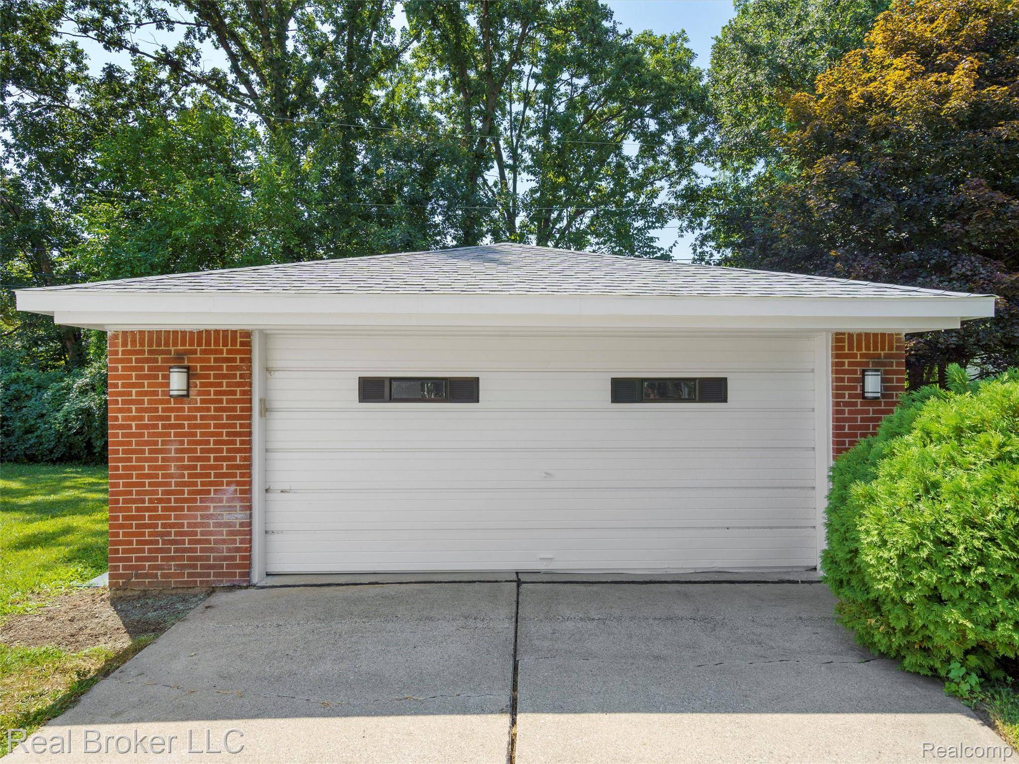 Troy, MI 48083,1358 Boyd ST