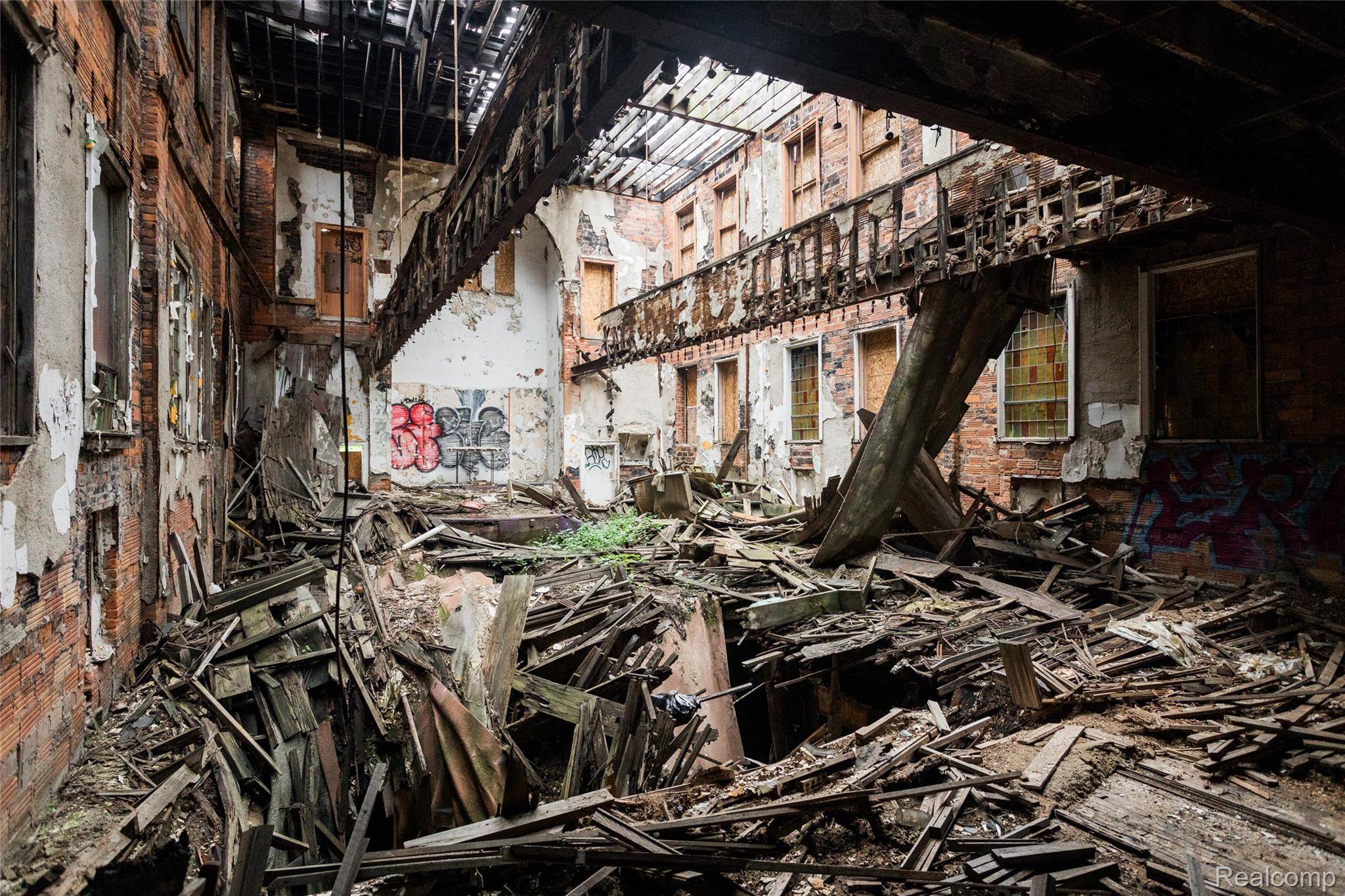 Detroit, MI 48206,2627 BLAINE ST