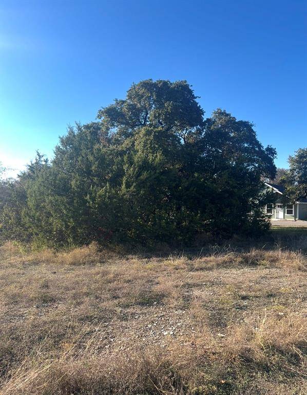 Granbury, TX 76048,2605 S Oak Trail