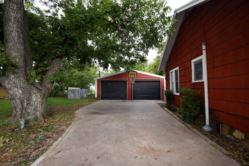 Rising Star, TX 76471,510 S Main