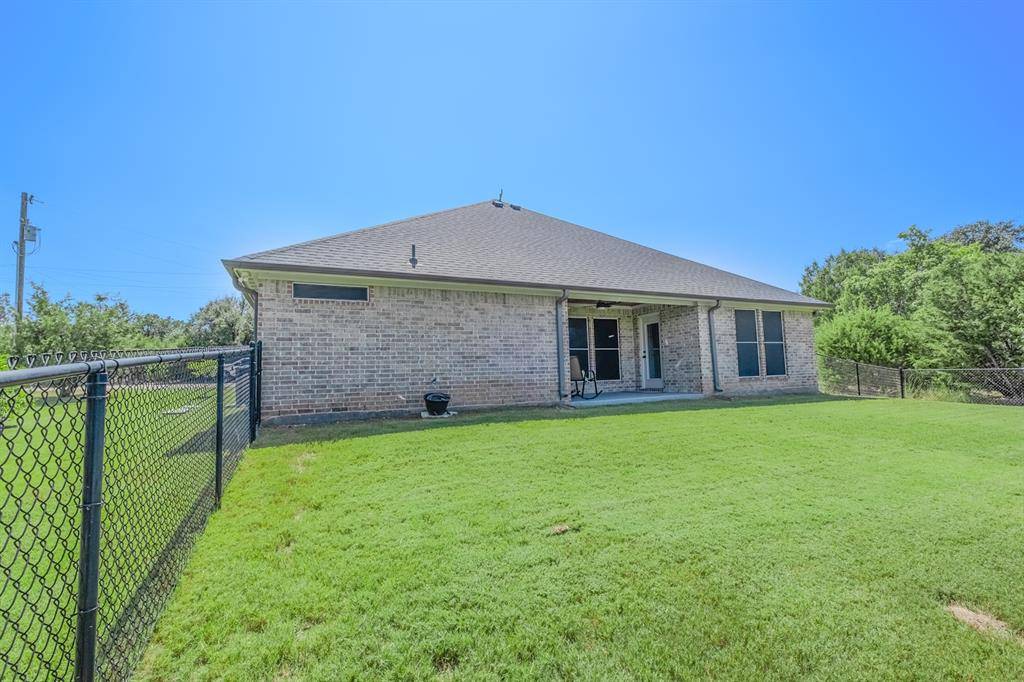 Granbury, TX 76048,2404 Duro Court