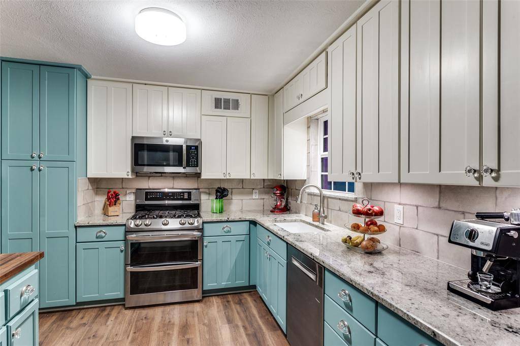 Saginaw, TX 76179,241 Straw Road