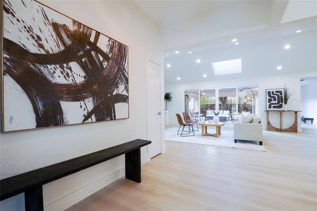 Dallas, TX 75243,10009 Apple Creek Drive