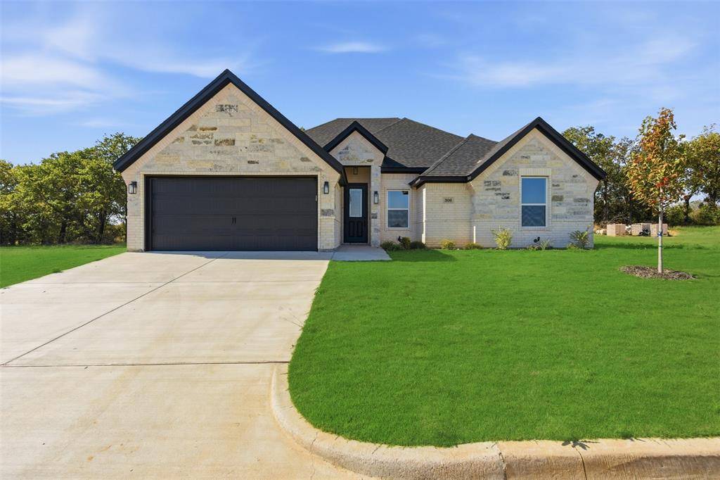 Tolar, TX 76476,306 Sun Flower Court