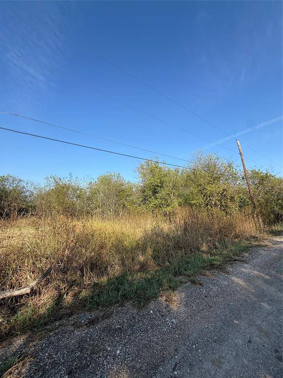 Holland, TX 76534,319 Front Street