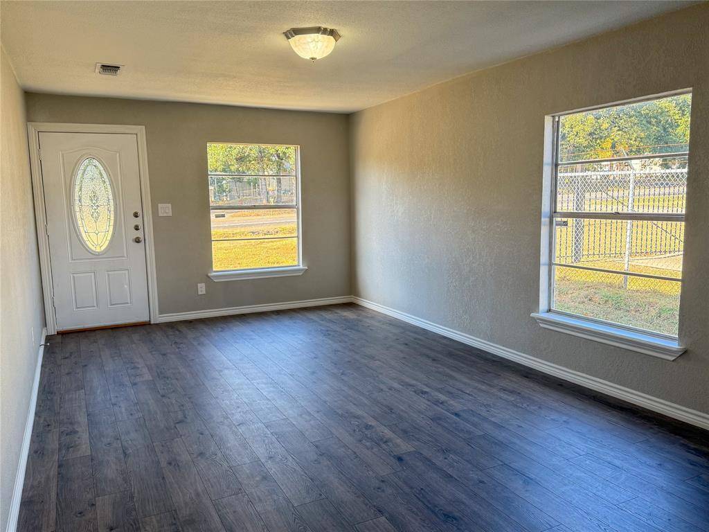 Mount Pleasant, TX 75455,2410 N Jefferson