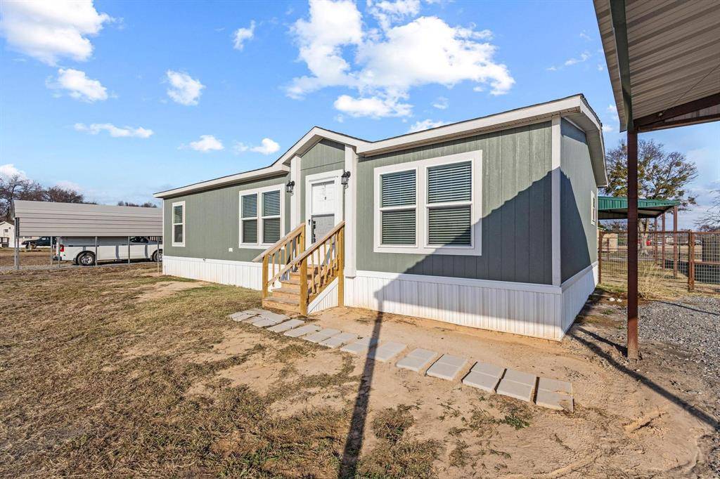 Savoy, TX 75479,124 Porter Circle