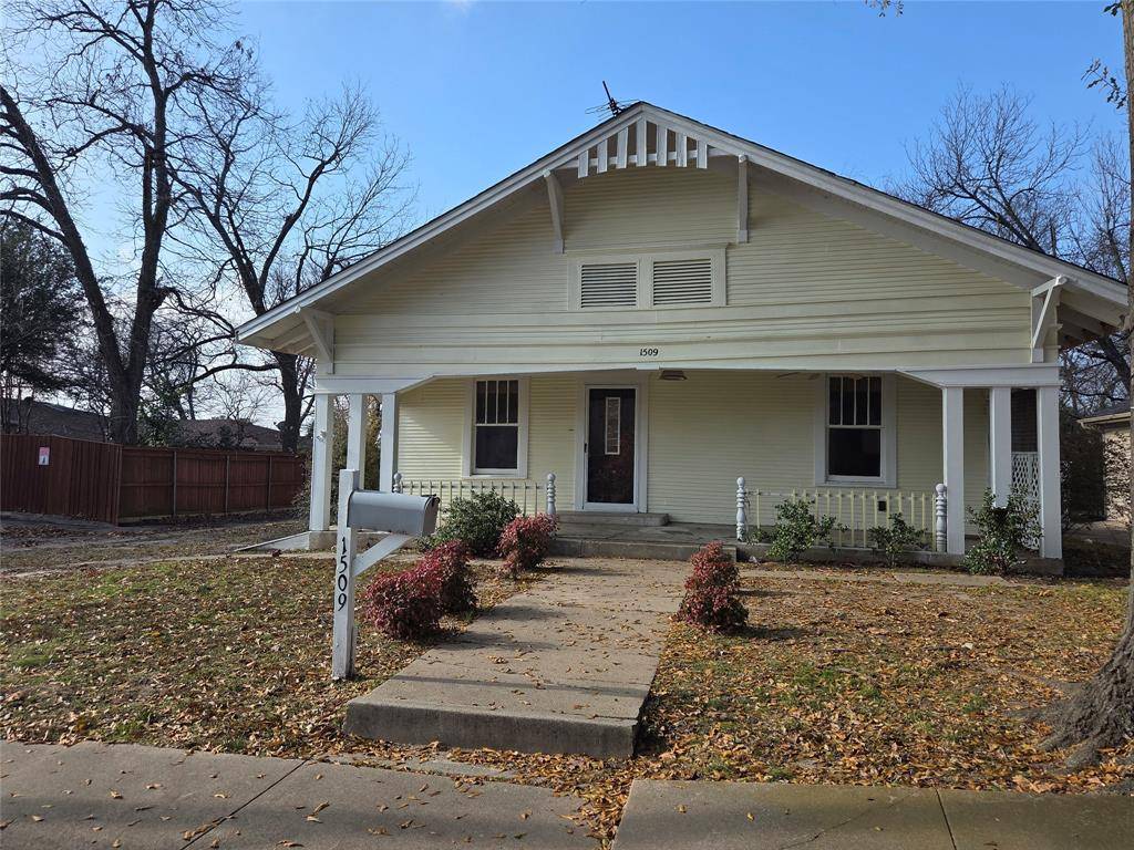 Commerce, TX 75428,1509 Bois D Arc Street