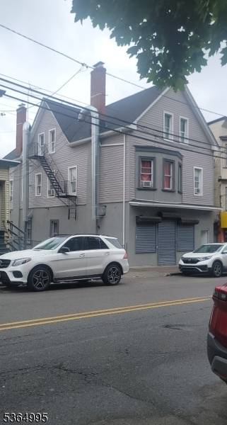 Paterson City, NJ 07522,116 Belmont Ave