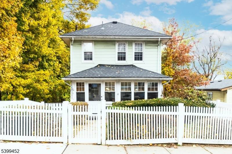 West Orange Twp., NJ 07052,20 Valley Way