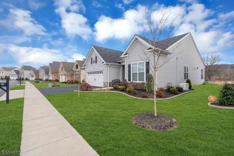 Mount Olive Twp., NJ 07836,48 Drake Way