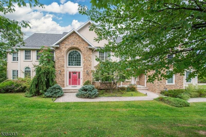 Cedar Grove Twp., NJ 07009,68 Eileen Dr