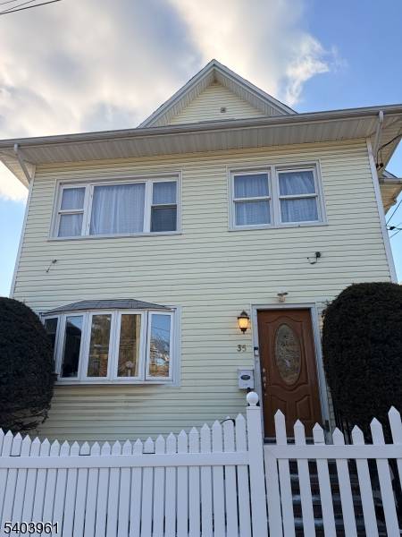 Garfield City, NJ 07026,35 Marsellus Pl #1