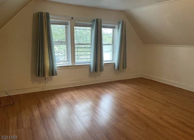 Newark City, NJ 07104,11-13 Carteret St