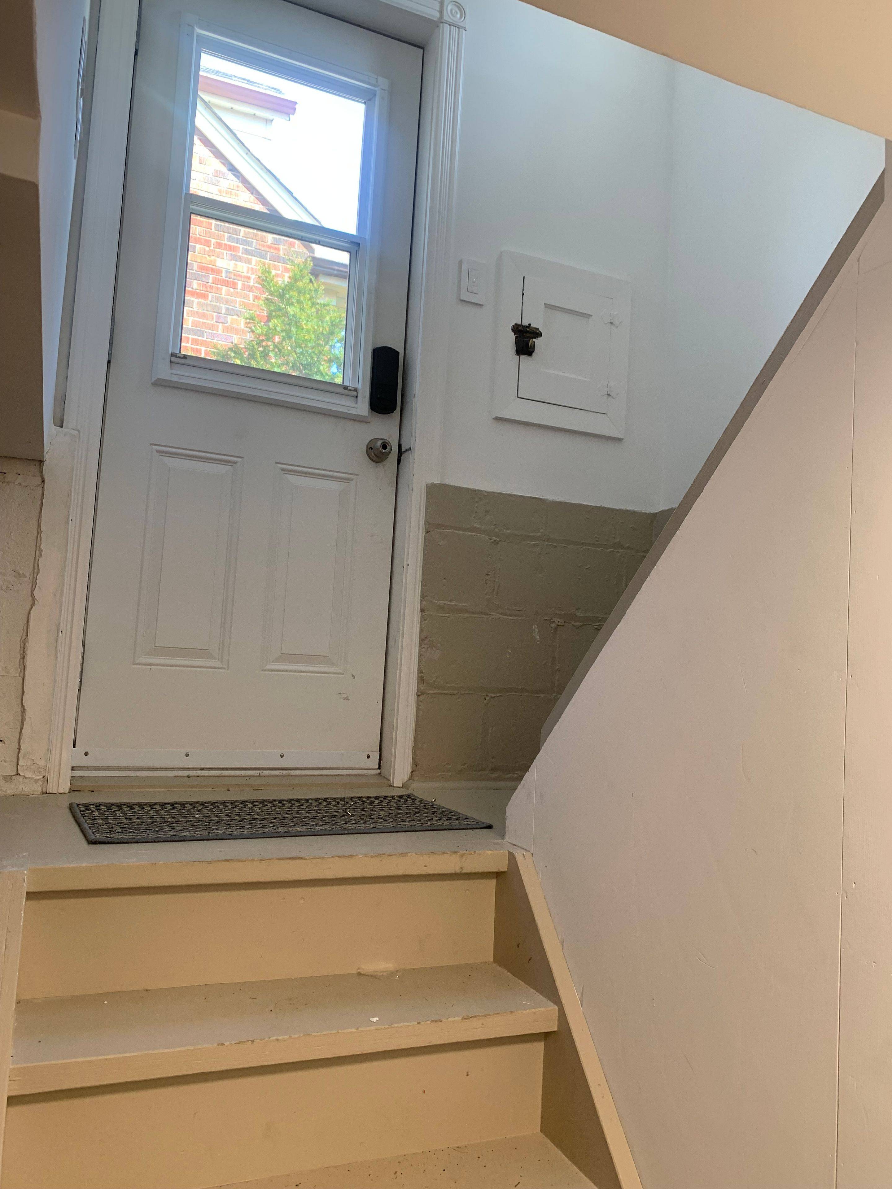 Toronto C04, ON M5M 1B4,324 Lawrence AVE W