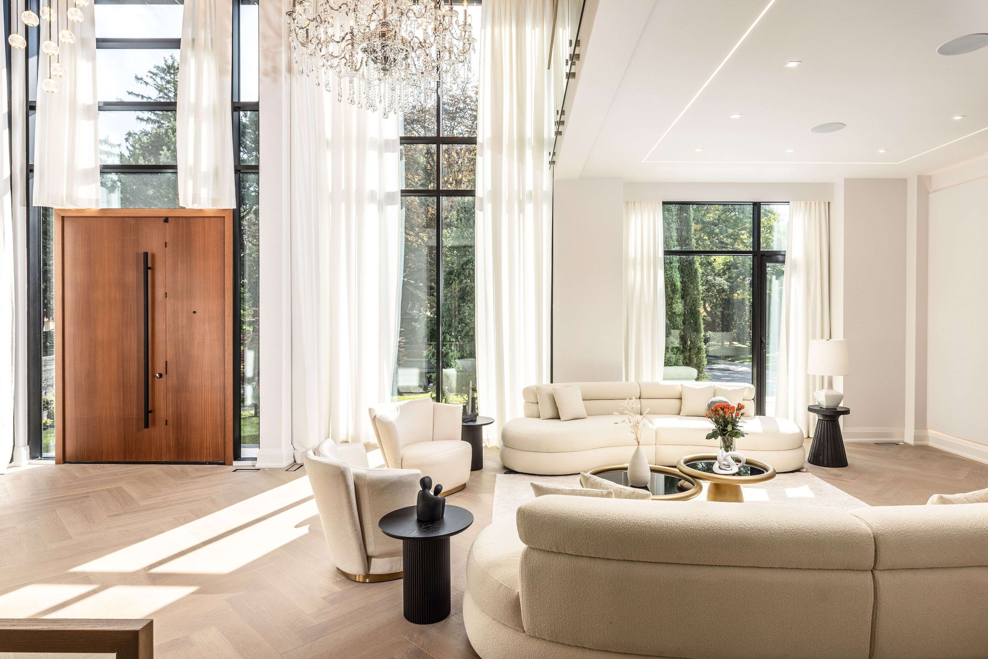 Toronto C12, ON M2P 1Y7,8 Balding CT