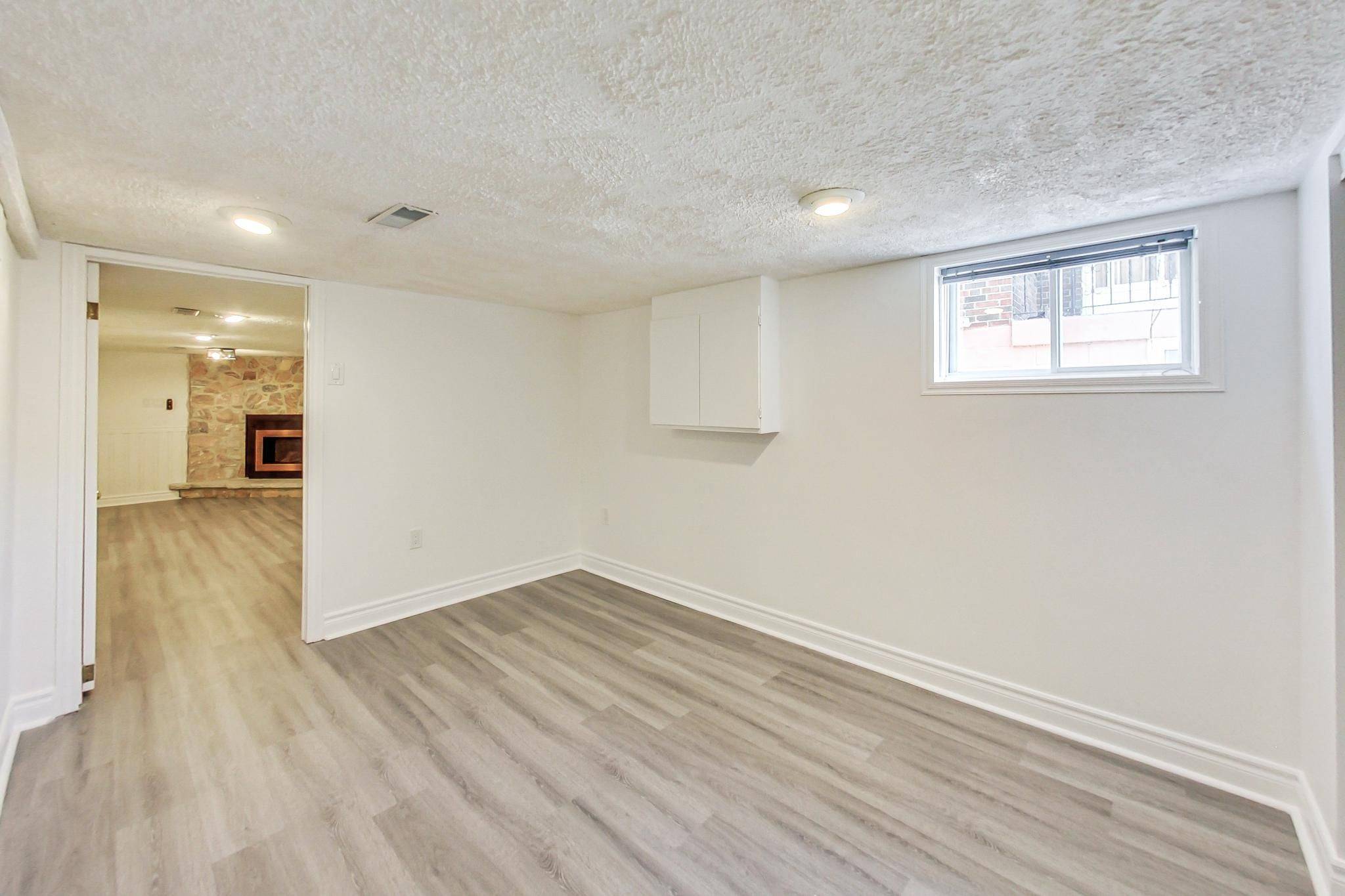 Toronto E03, ON M4B 2A1,40 Tiago AVE #Lower level