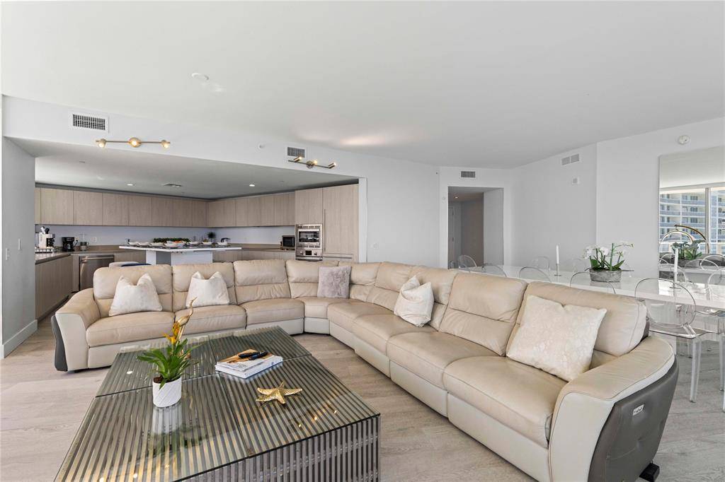 Hollywood, FL 33019,4111 S Ocean Dr #3501,3502