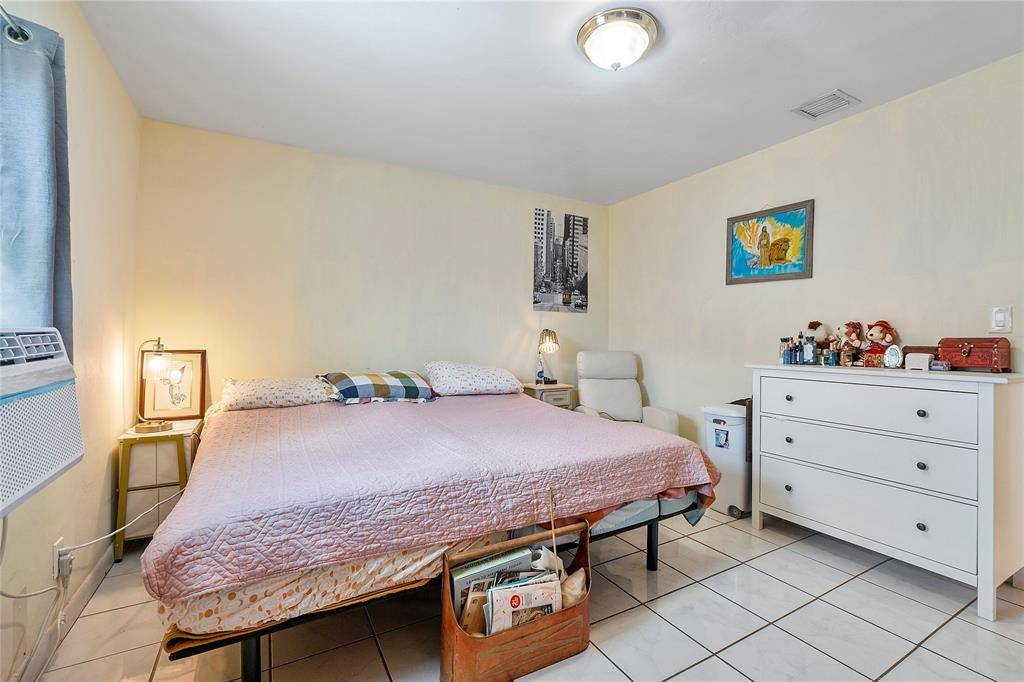 Fort Lauderdale, FL 33309,5161 N Andrews Ave