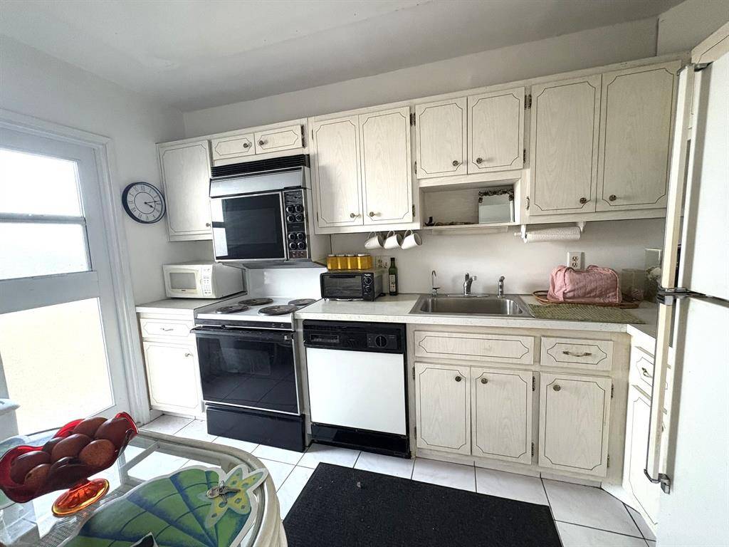 Pompano Beach, FL 33062,2350 NE 14th Street Cswy #303