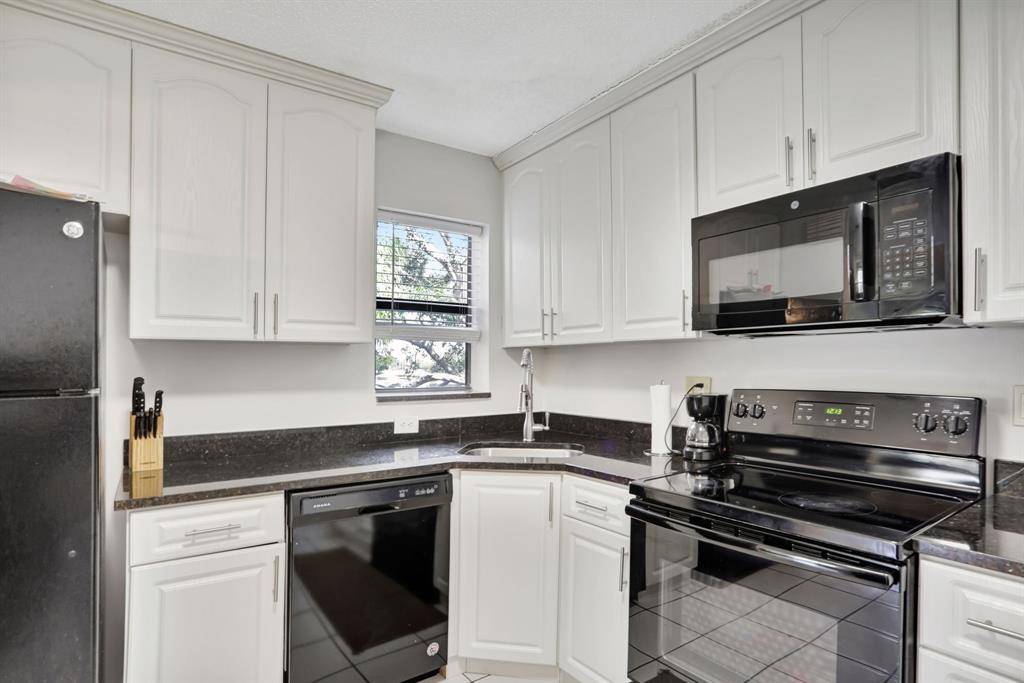 Coconut Creek, FL 33066,2748 S Carambola Cir S #1923