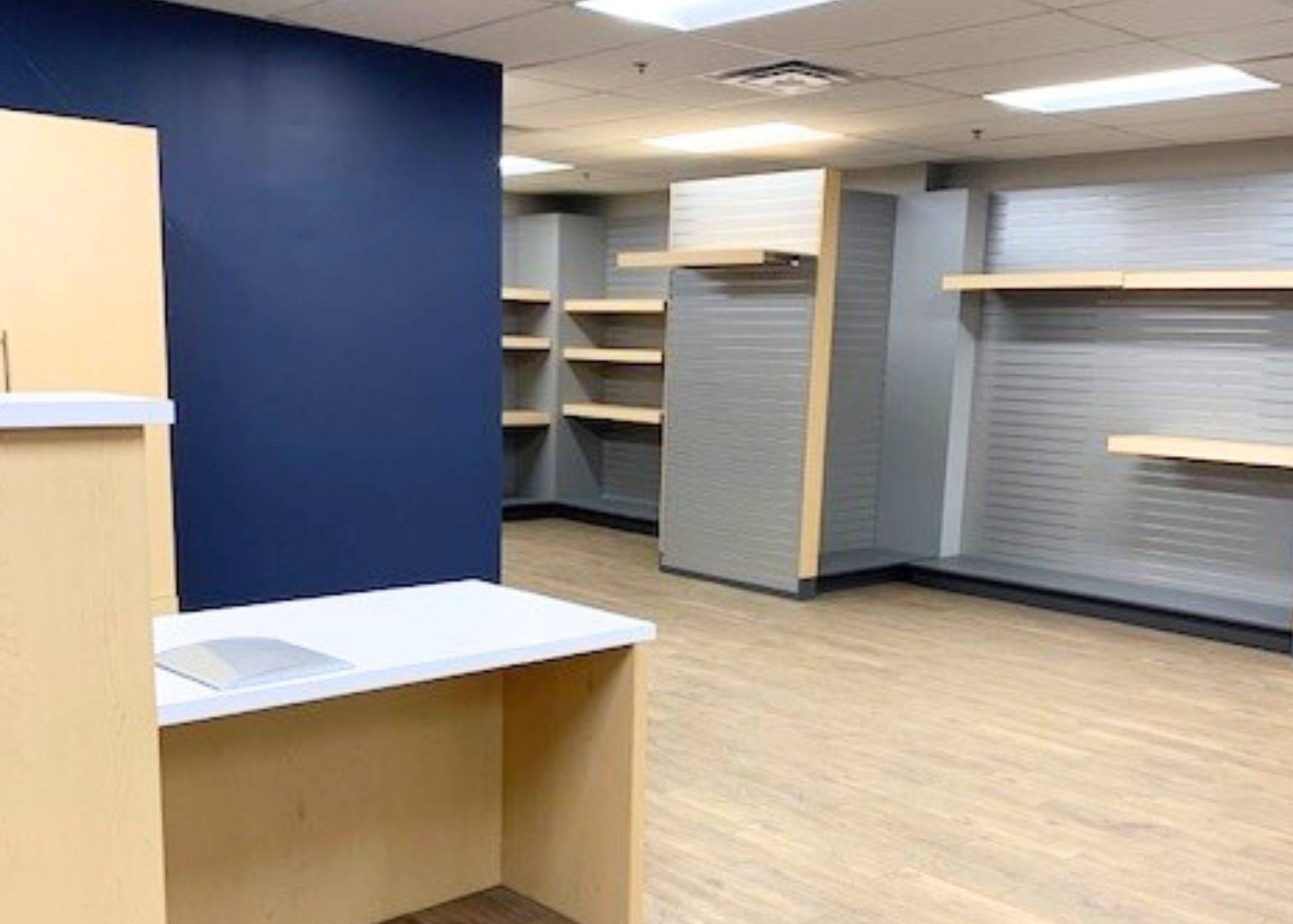 Barrie, ON L4M 0H9,11 Lakeside TER #103