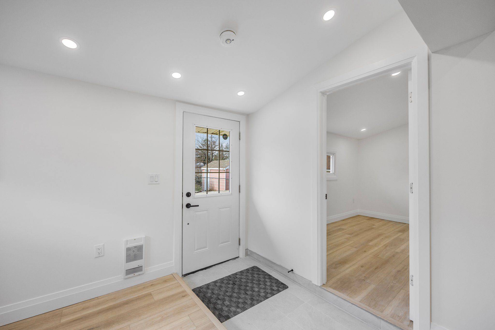 Wasaga Beach, ON L9Z 2H6,338 Old Mosley ST #Unit 3