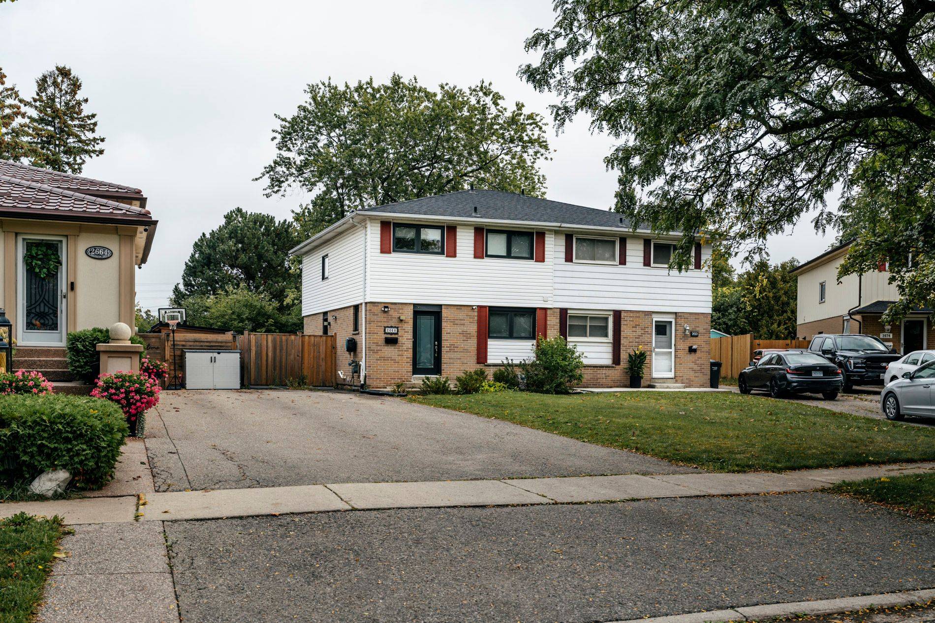 Mississauga, ON L5K 1E7,2668 Hollington CRES #Lower