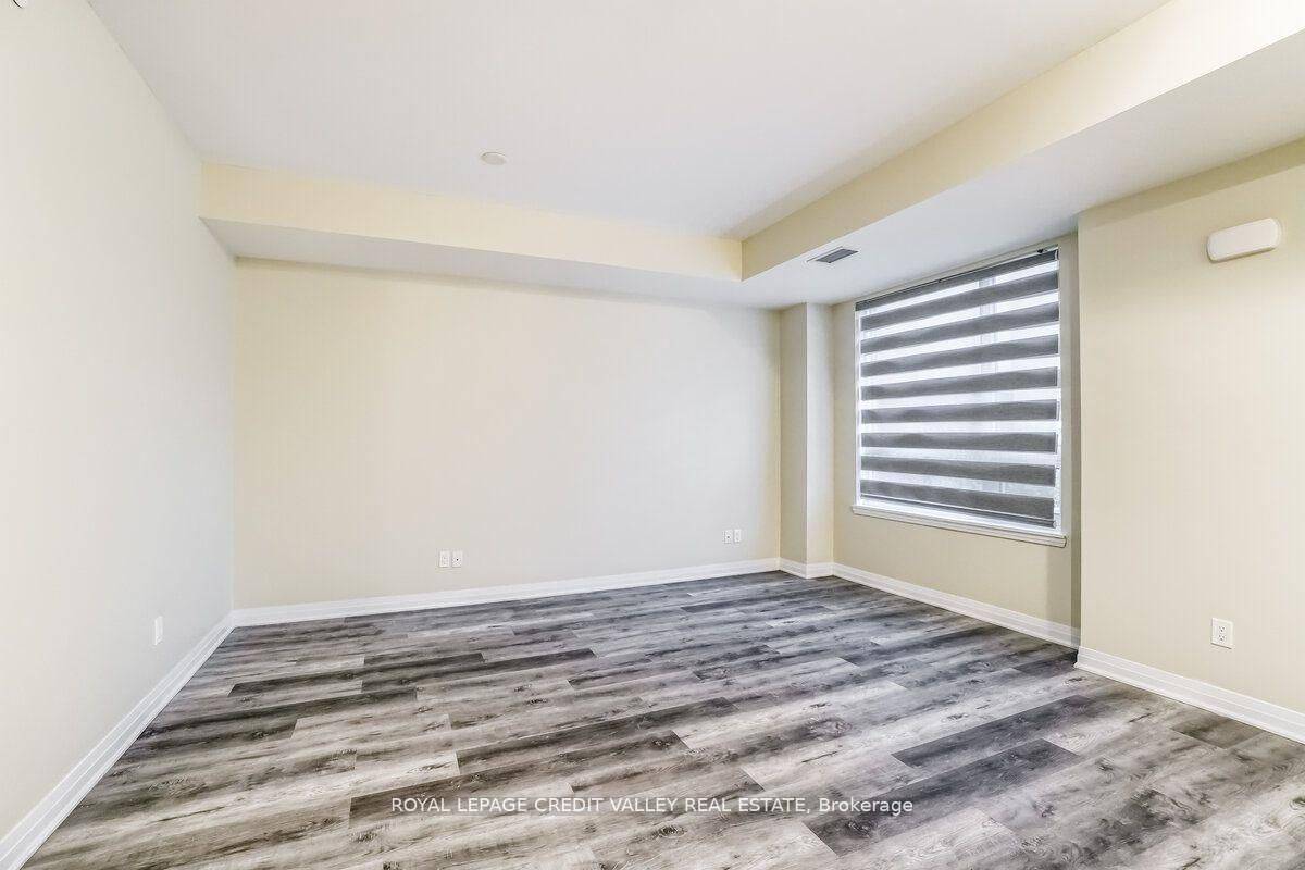 Mississauga, ON L5G 4K7,670 Atwater AVE #09