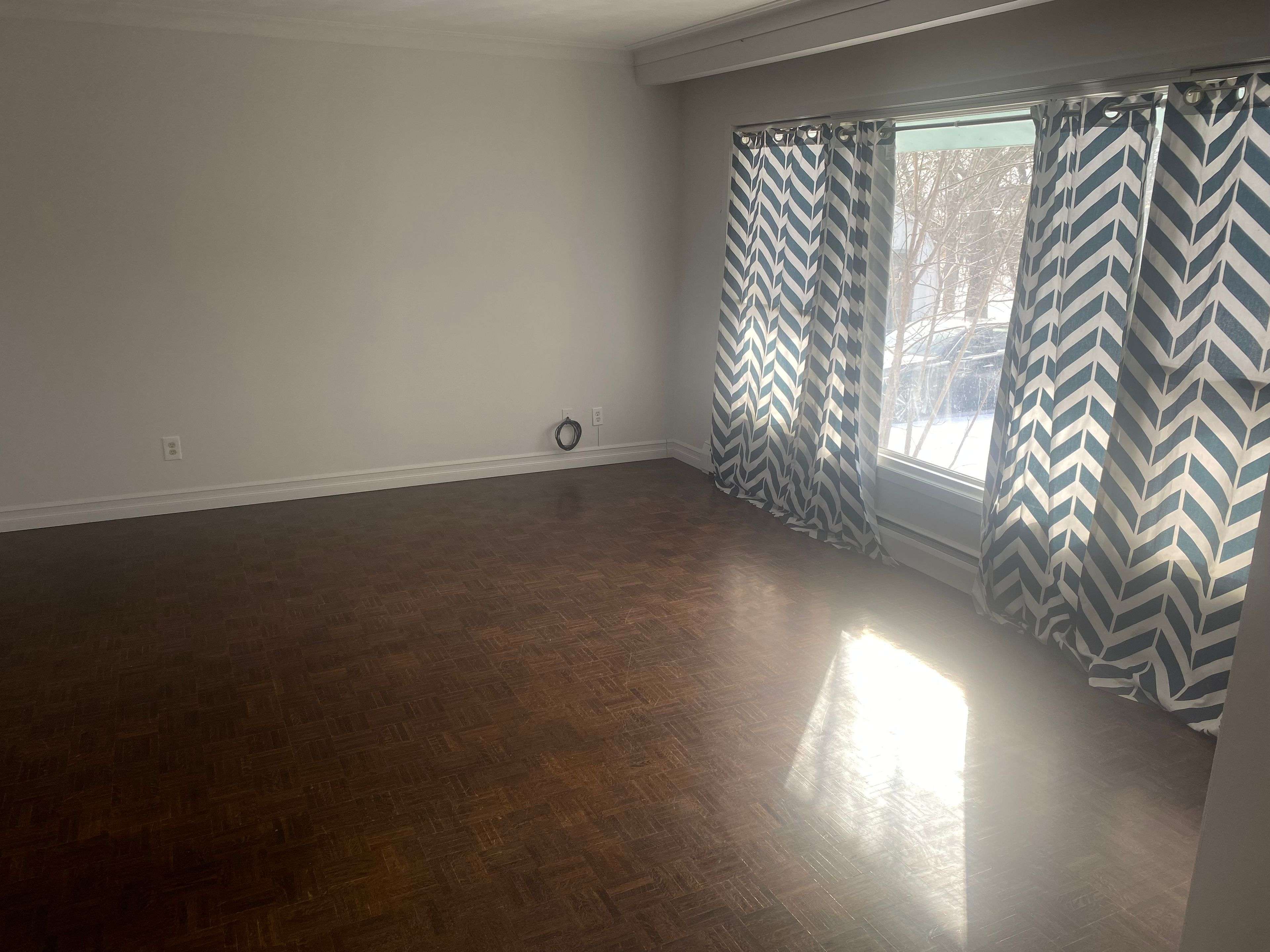 Halton Hills, ON L7G 4S5,10617 Trafalgar RD