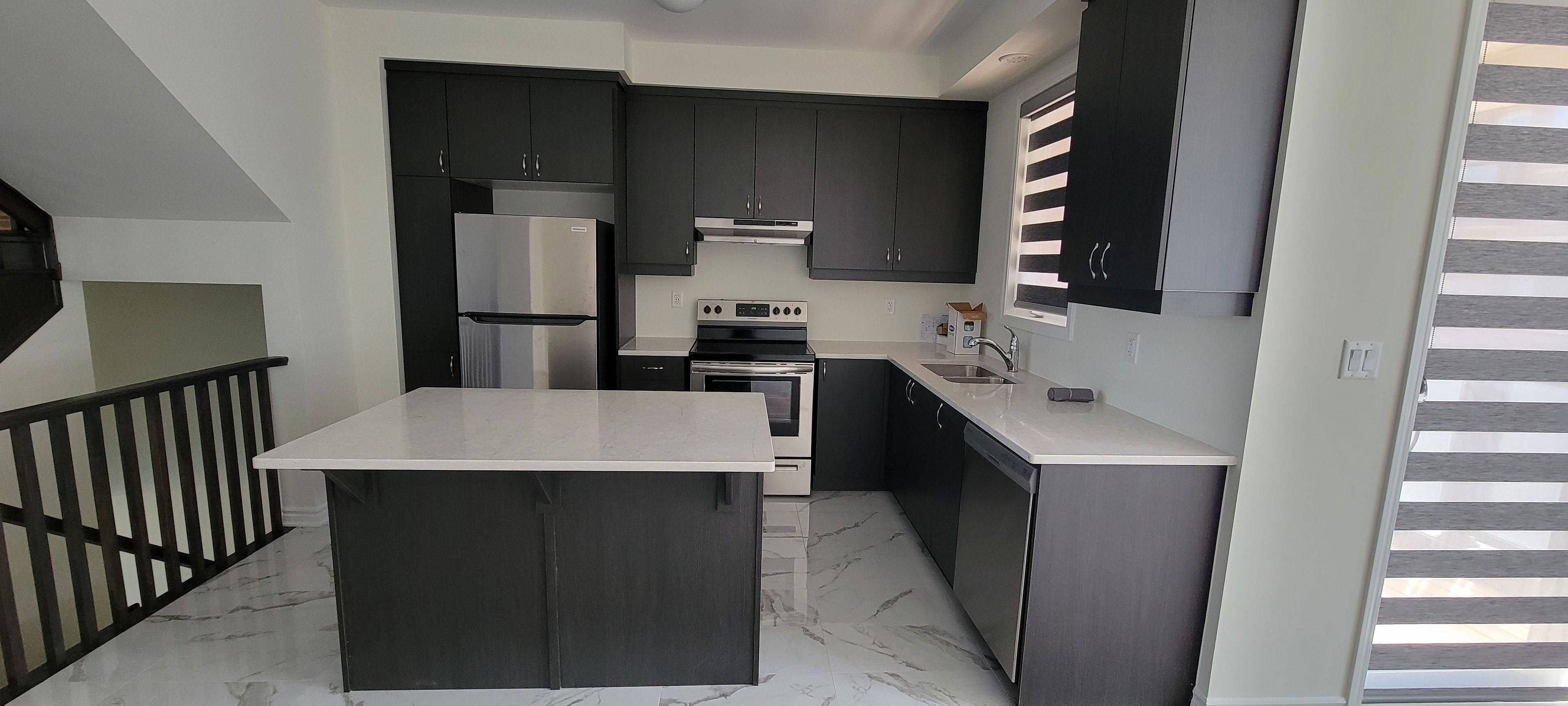 Brampton, ON L7A 5J2,21 Summer Wind LN