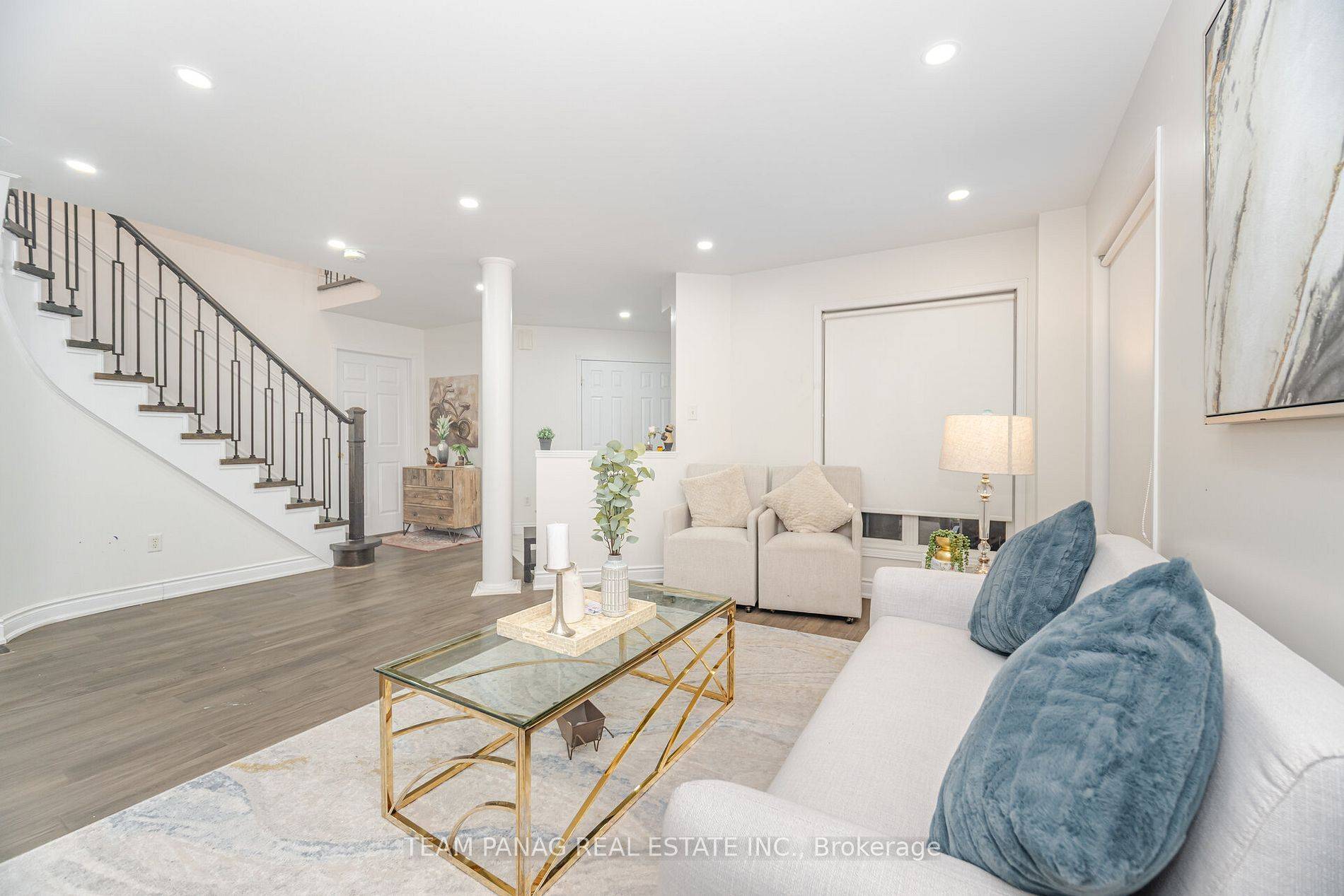 Brampton, ON L6X 4R9,84 Porchlight RD