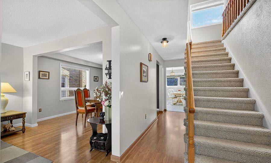 Brampton, ON L6S 2V8,55 Massey ST