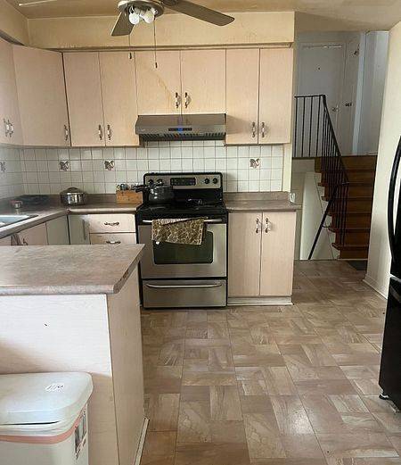 Brampton, ON L6Y 2P7,141 Morton WAY #Main