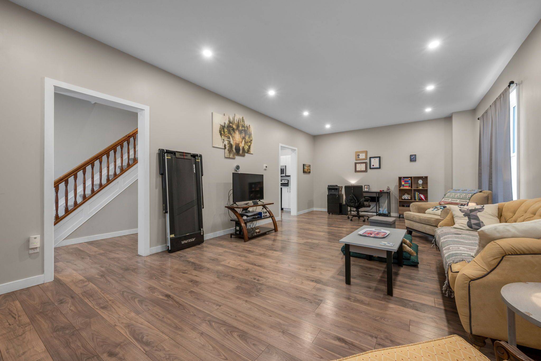 Prescott, ON K0E 1T0,321 Wood ST W