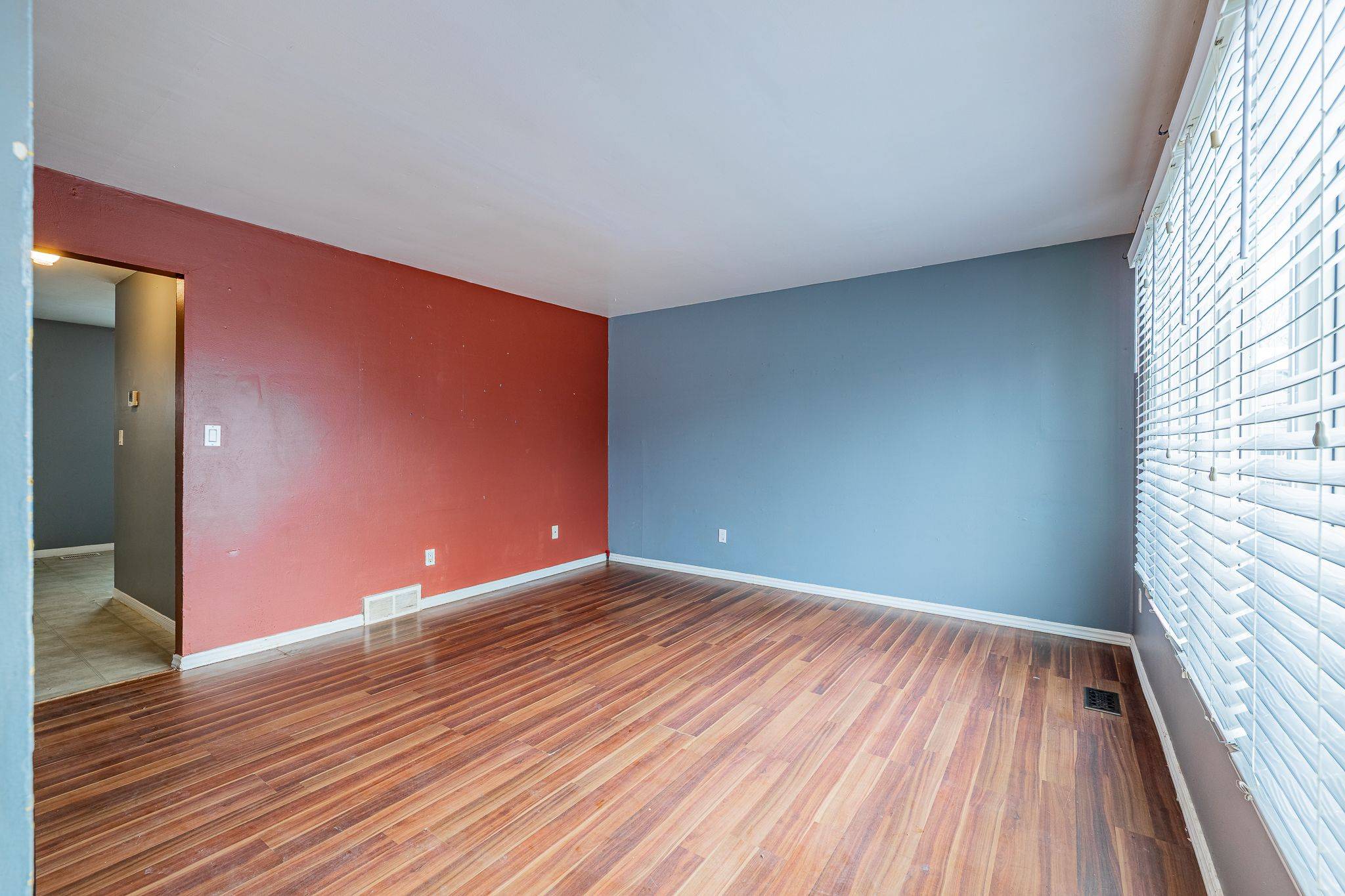 Niagara Falls, ON L2E 5W8,4215 Meadowvale DR #39