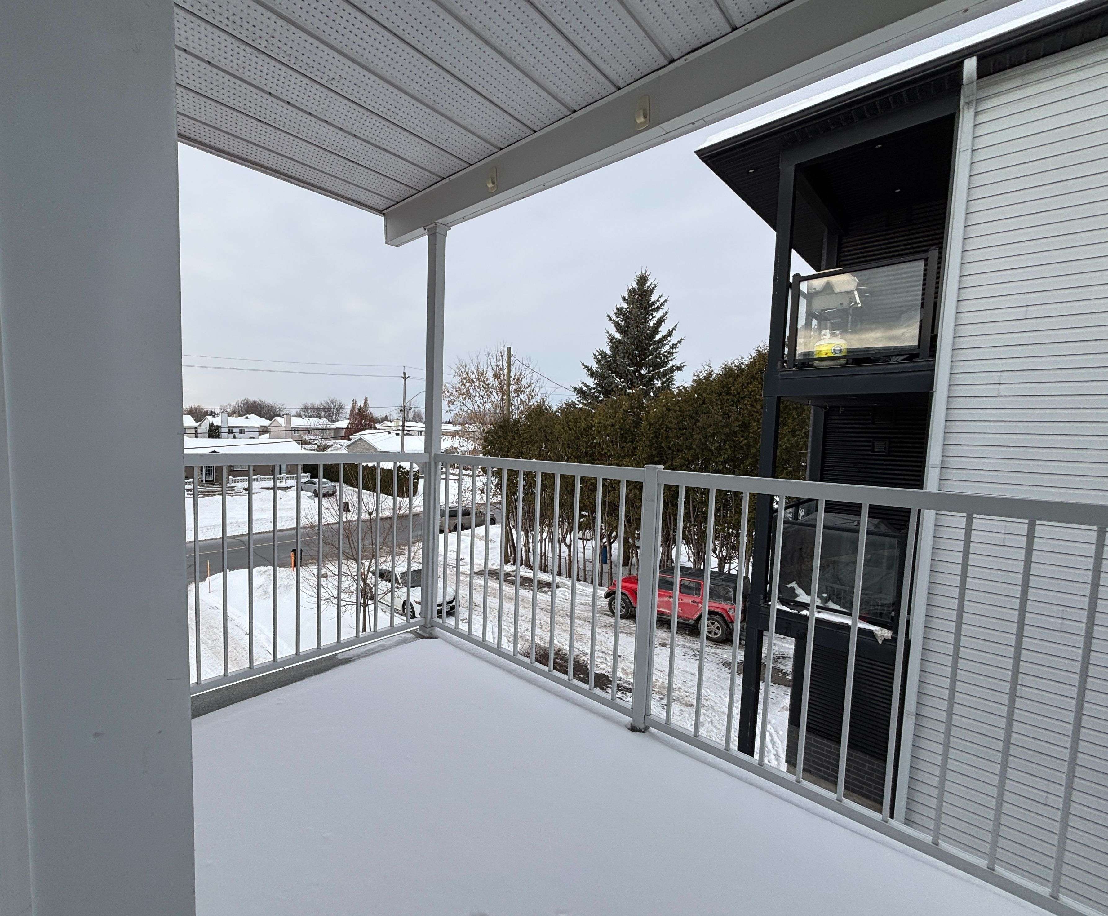 Orleans - Convent Glen And Area, ON K1W 1H2,2411 Page RD #3