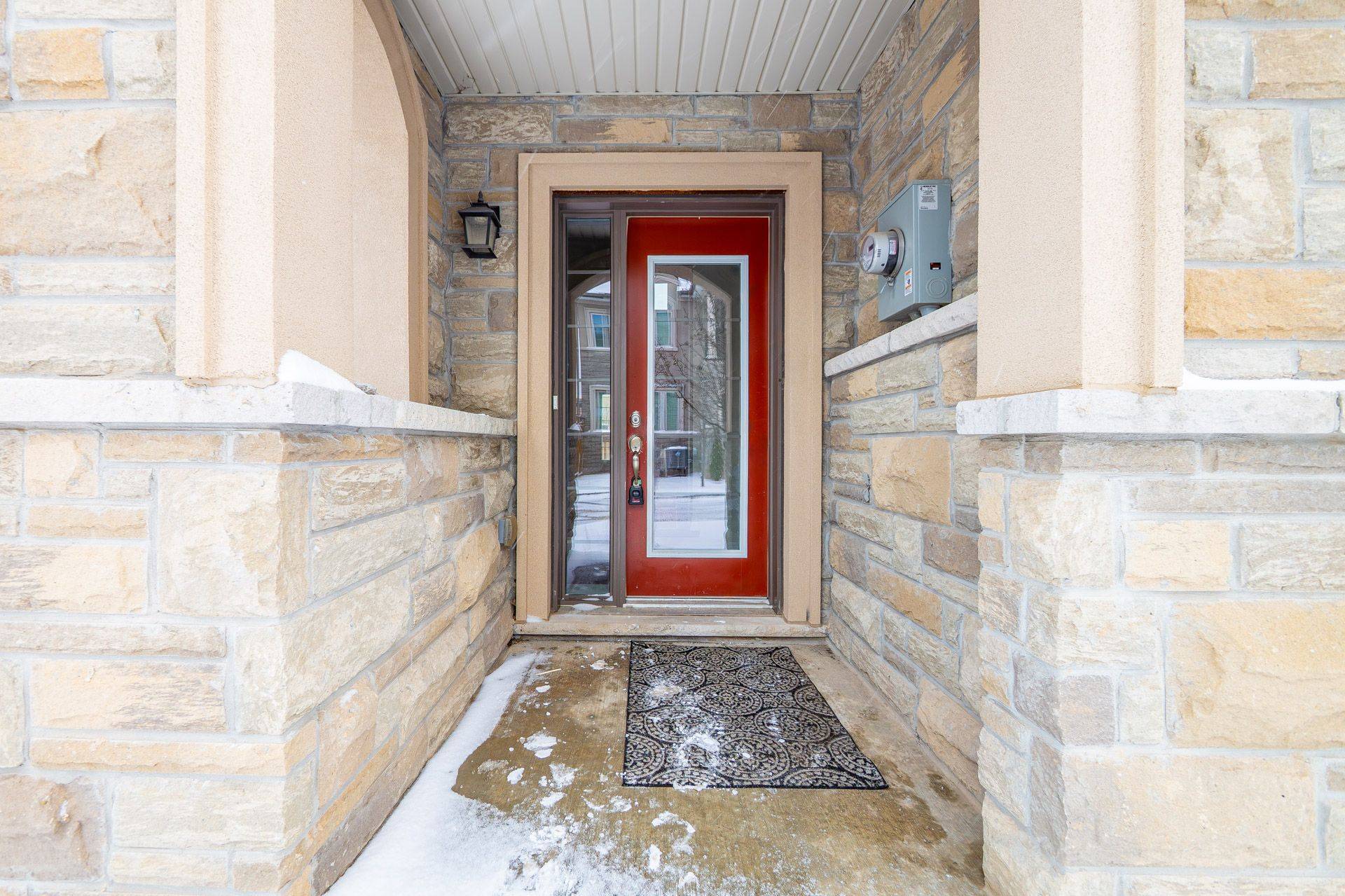 Hamilton, ON L8B 0S1,6 Borers Creek CIR S