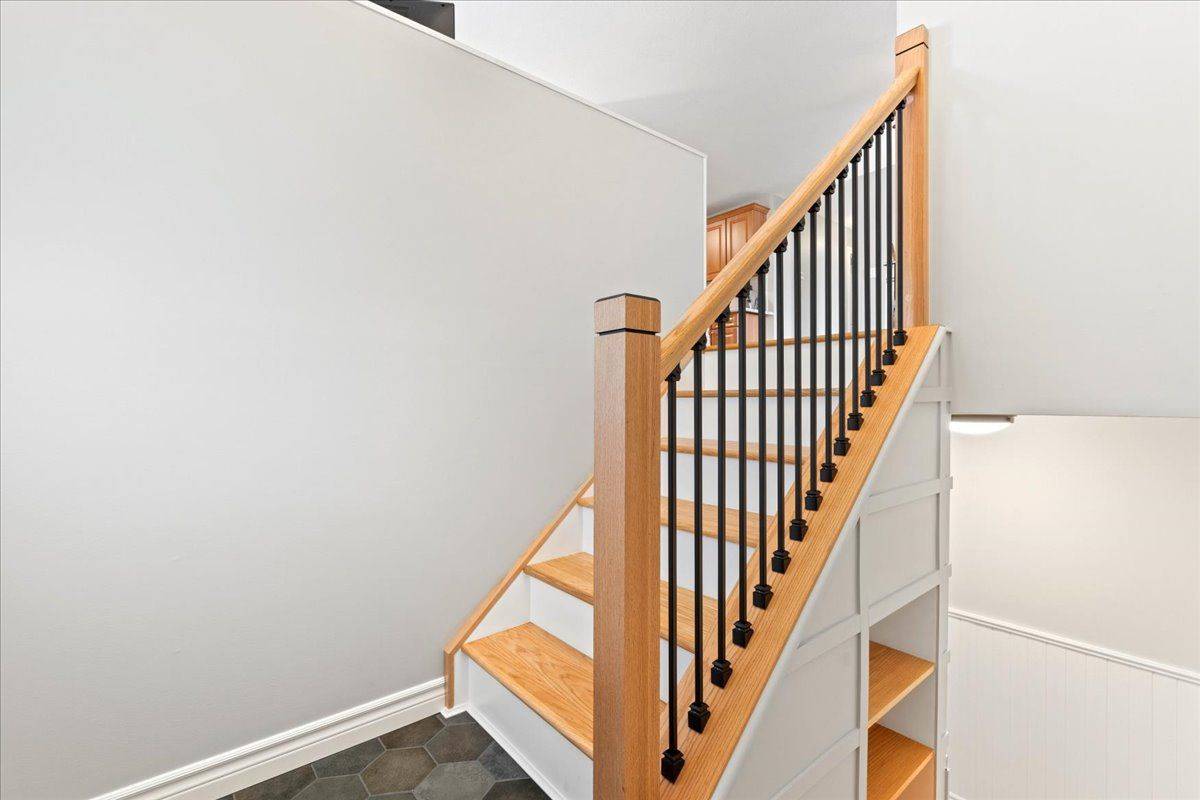 Quinte West, ON K8V 6P6,19 Fleming RD