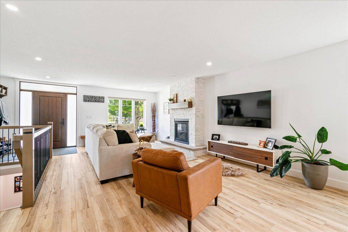 Norwich, ON N0J 1P0,16.5 North Court ST W