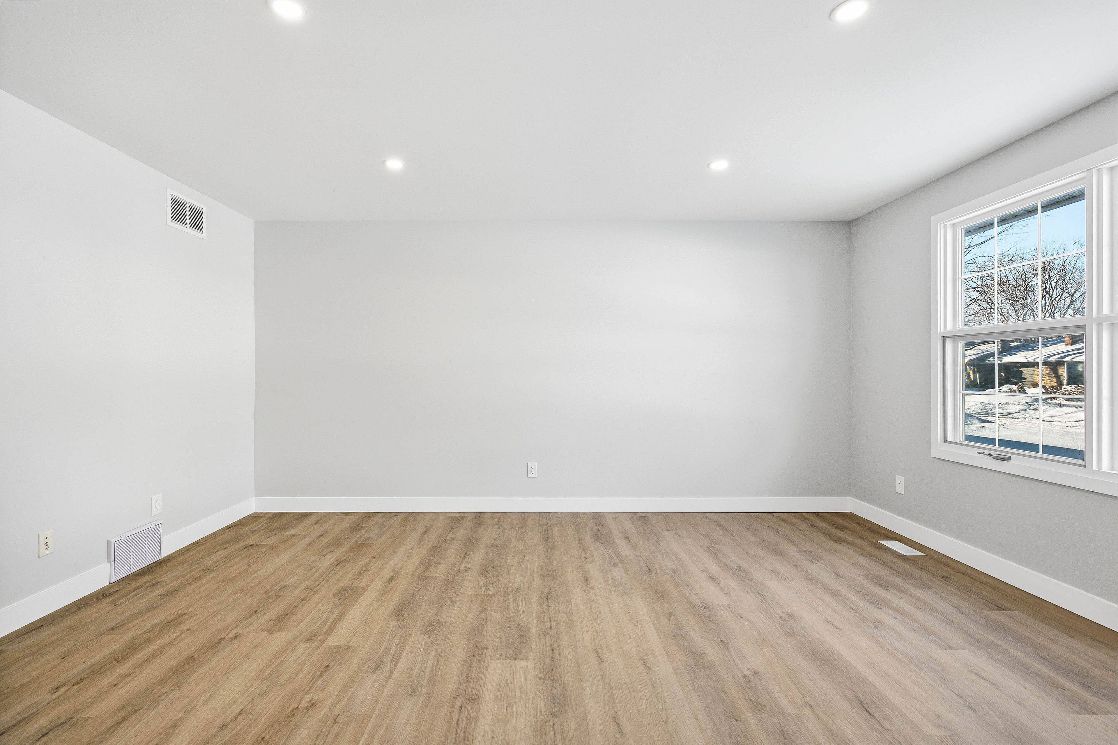 Beacon Hill North - South And Area, ON K1J 6A4,2158 Fillmore CRES