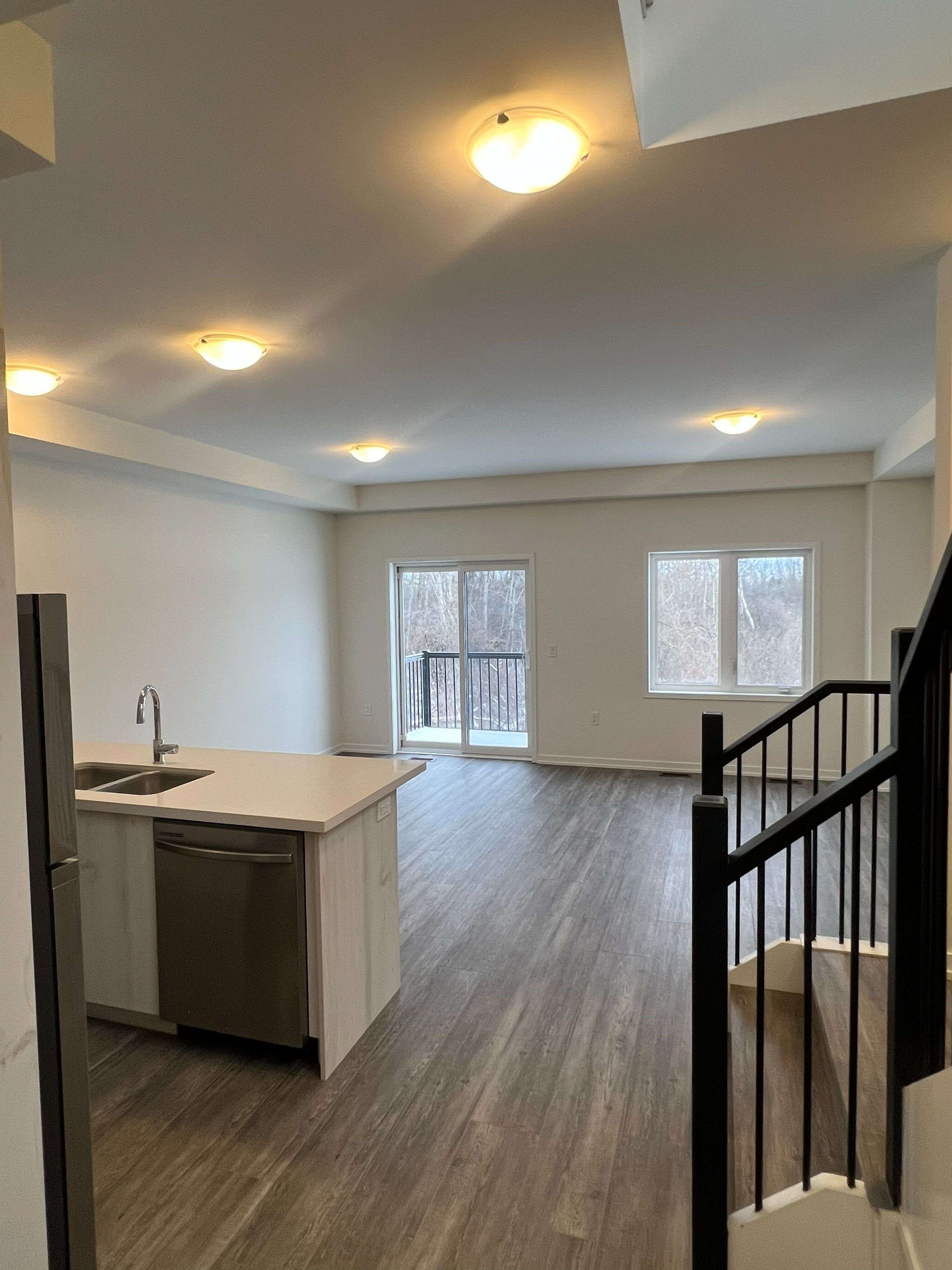 Cambridge, ON N1T 0H3,22 Seahorse Common