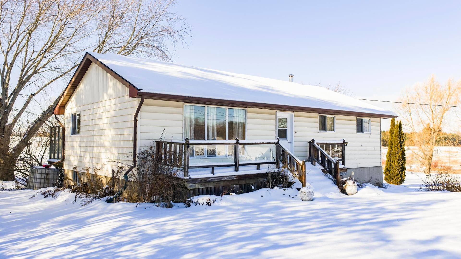 Georgian Bluffs, ON N4K 5N7,276 West ST