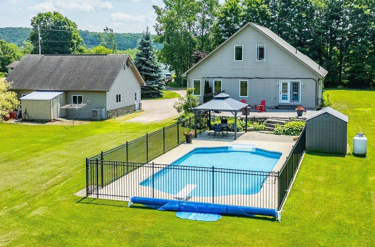 Minden Hills, ON K0M 2K0,3981 Deep Bay RD