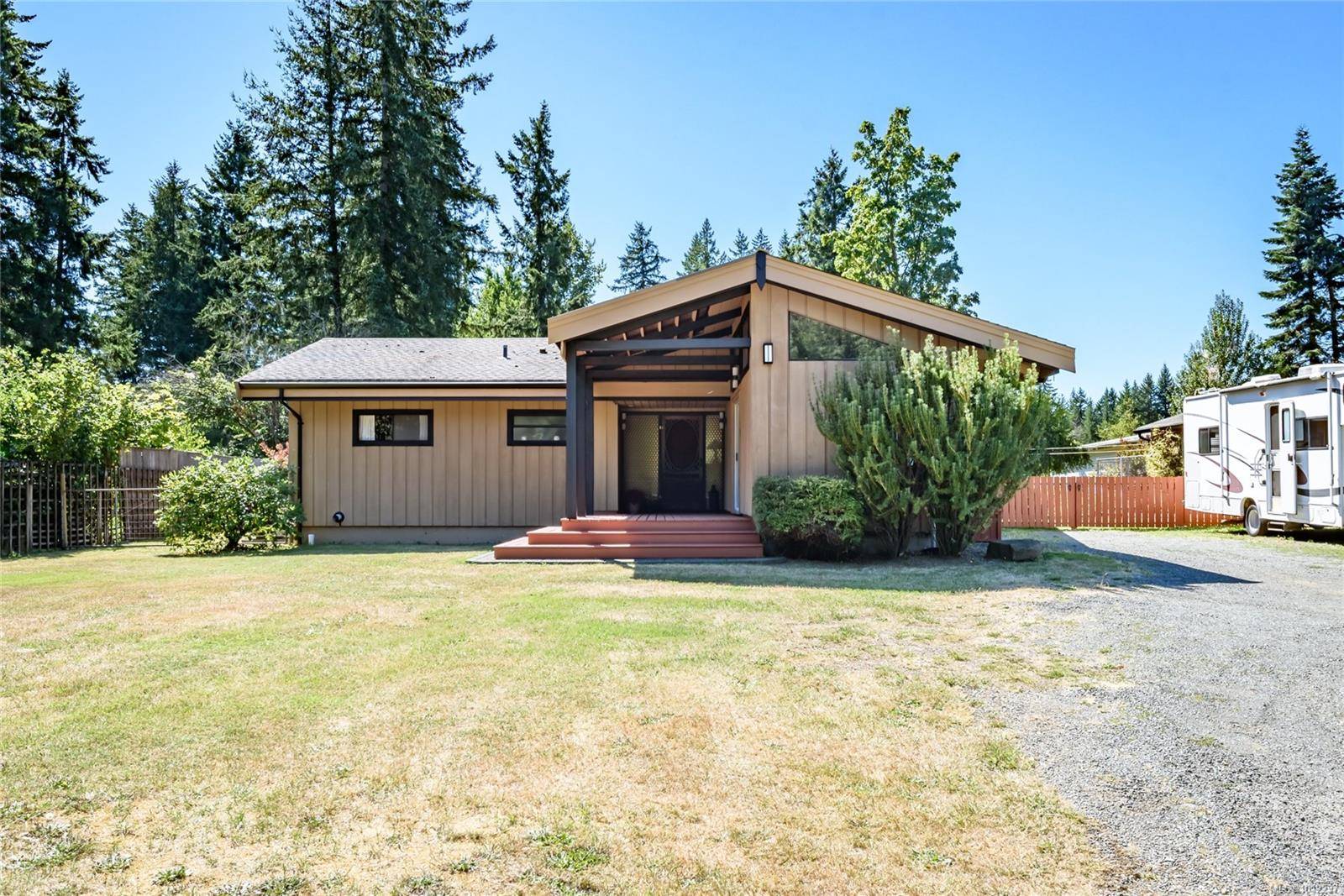 Merville, BC V0R 2M0,6661 Island Hwy N