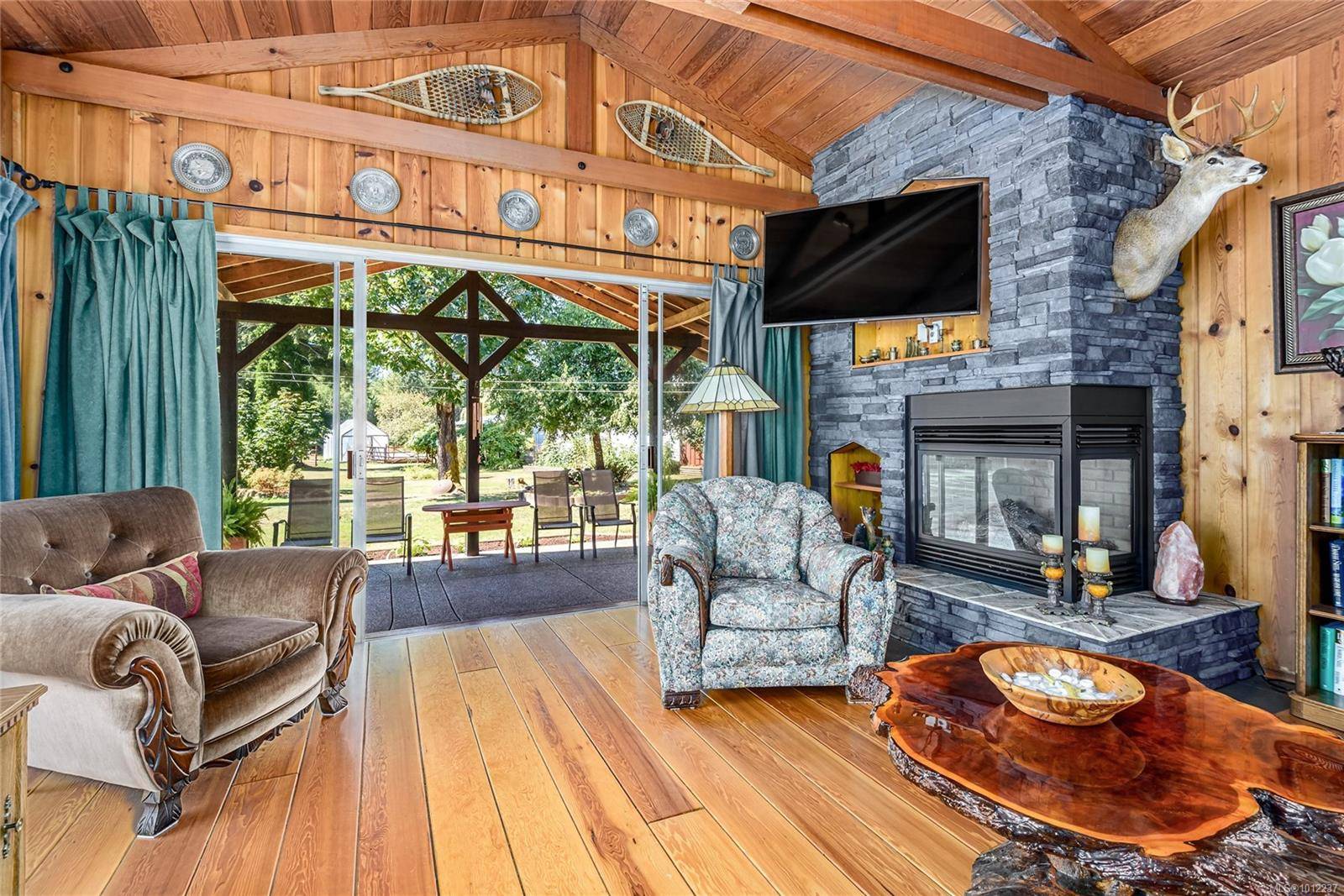 Merville, BC V0R 2M0,6661 Island Hwy N