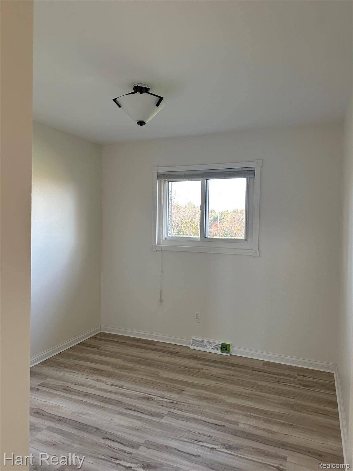 Fostoria, MI 48435,789 W Castle RD