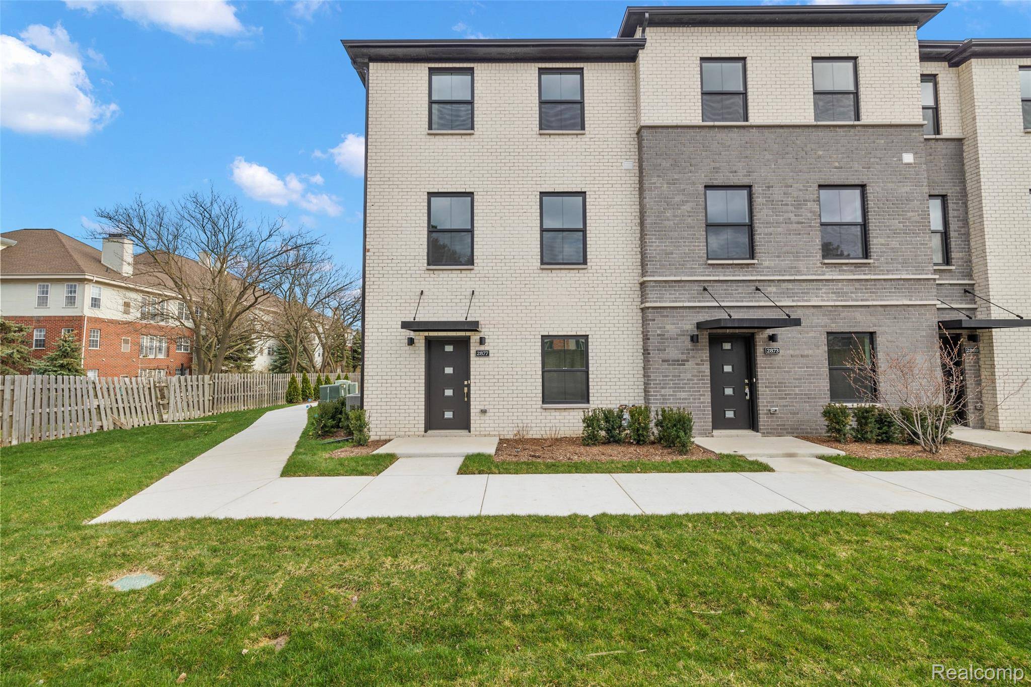 Troy, MI 48084,2817 Summers PL