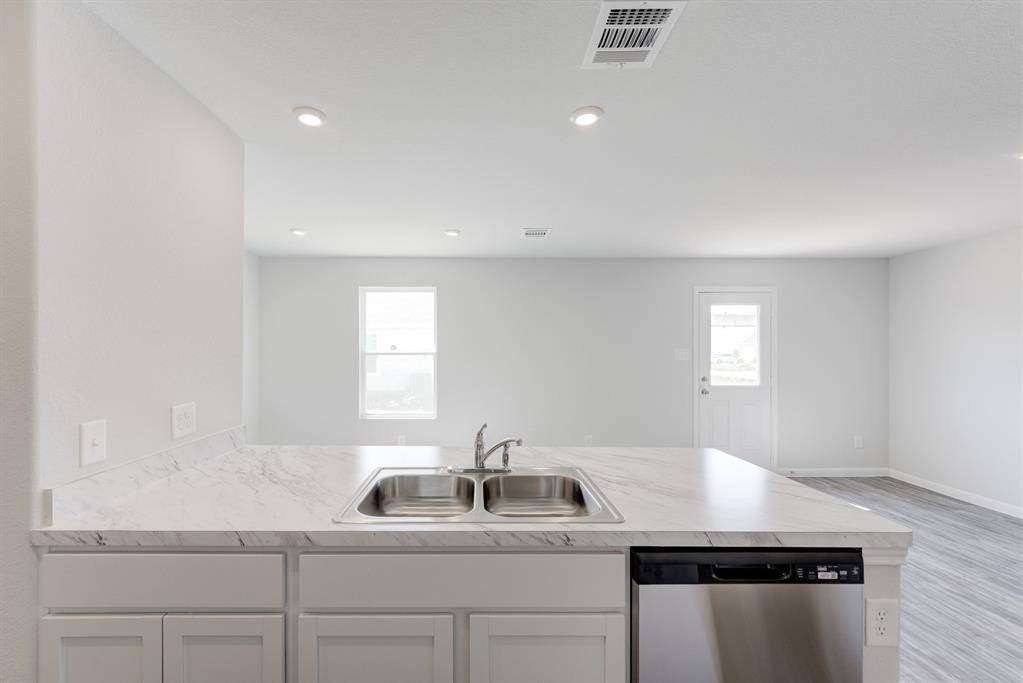 Eastland, TX 76448,408 Lens Street