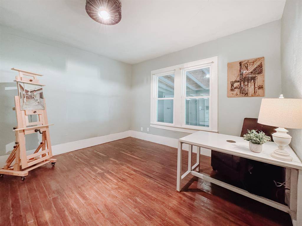 Kerens, TX 75144,408 S Throckmorton Avenue